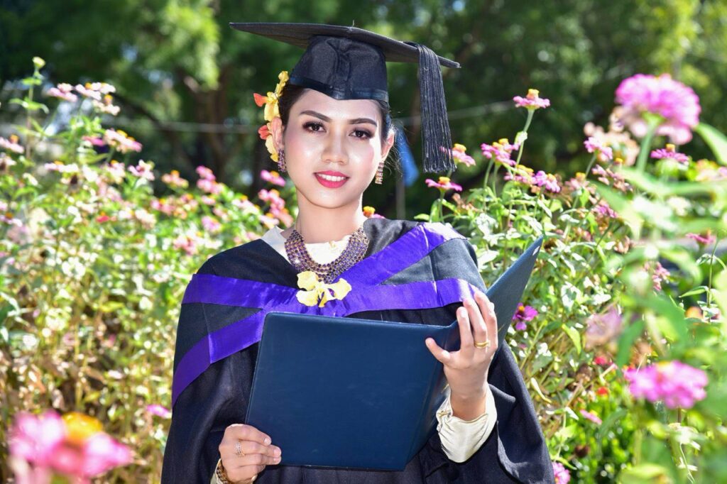 Dr Hnin Ei Aung
